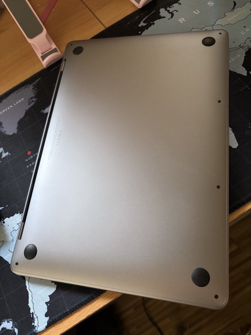 Apple MacBook Pro Space Grey (Category: Laptops & Notebooks) located in Muntinlupa City. Submitted by choli89790 (Listing ID 1469213747, Image 2). Description: MacBook Pro 2020 Intel i5 - Color: Space Grey - Features: Touch Bar and Touch ID - No issues and no history of repair. - macOS Sequoia.