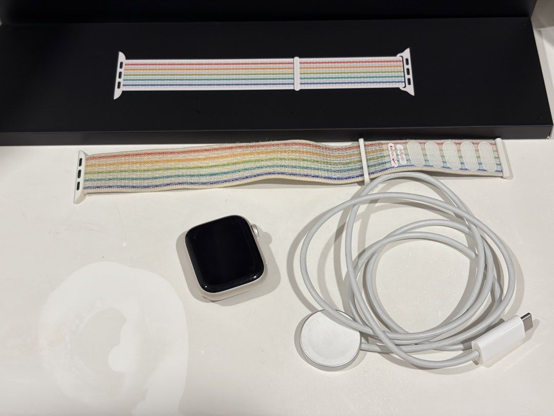 Apple Watch Nike Series 7 - 41mm / Starlight (Category: Wearables & Smart Watches) located in Quezon City. Submitted by ciyellow (Listing ID 1469387939, Image 2). Description: 41mm size Starlight color Comes with box, original charger & original strap.