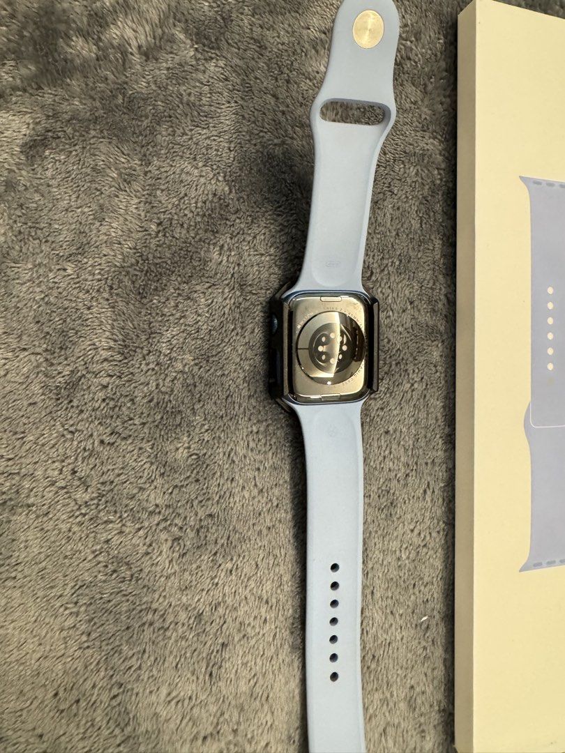 Apple watch series 7 45mm (Category: Wearables & Smart Watches) located in Taguig. Submitted by sqaumejada (Listing ID 1469216218, Image 3). Description: pick up in bgc.