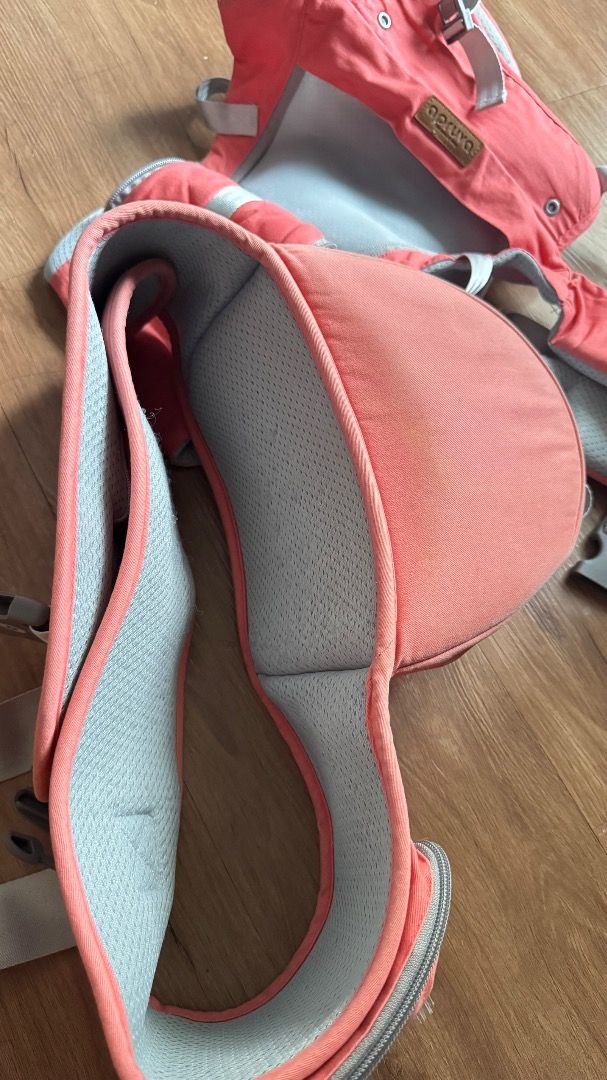 Apruva Carrier (Category: Carriers & Slings) located in Pasay City. Submitted by mksn.04 (Listing ID 1469224085, Image 3). Description: .