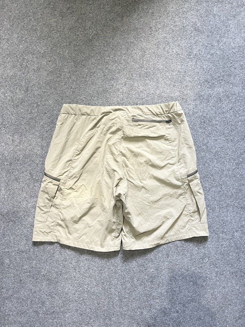 ARCTERYX trek short (Category: Shorts) located in Lapu Lapu. Submitted by jhonrener41426 (Listing ID 1469213934, Image 3). Description: Size 34 adjustable Length-18.5 Leg opening-12 Excellent condition Color rate 9.8/10 Authentic Issue none .