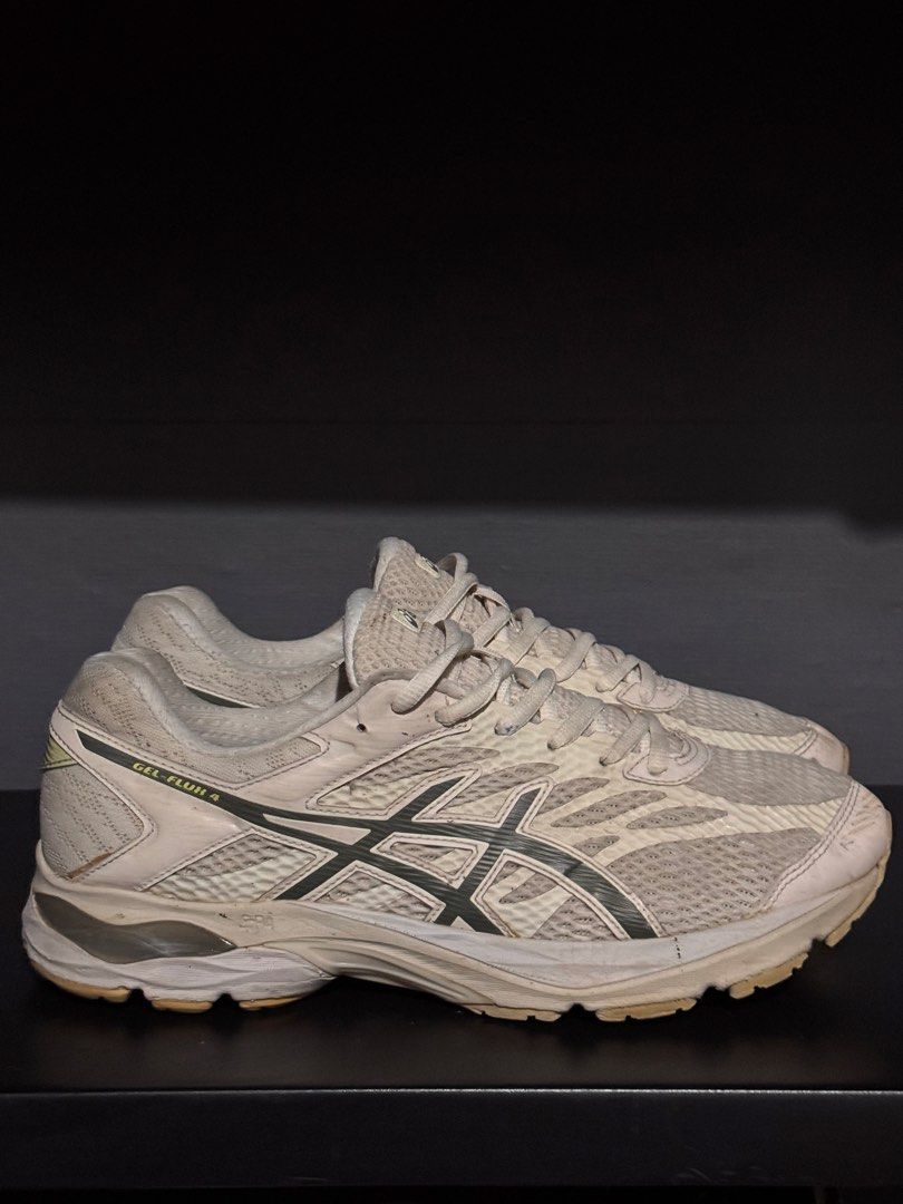 ASICS GEL (Category: Casual Shoes) located in Pateros City. Submitted by buynsell.ph (Listing ID 1469318226, Image 1). Description: GOOD CONDITION Size:9m/42.5eur.