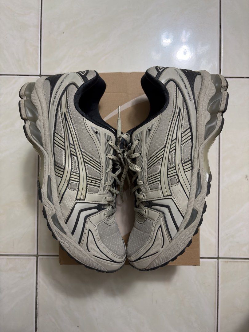 Asics Gel Kayano 14 Earthenware (Category: Sneakers) located in Quezon City. Submitted by snkreserve (Listing ID 1469260933, Image 1). Description: Asics Gel Kayano 14 Earthenware Size 11.5 Used Complete / Hong kong release 4995 Php (very negotiable) Dm for more detailed pics Can ship via LBC or Lalamove (Metro Manila area) Can also do meetup around Sm north, Trinoma, Ayala Vertis North or UST IG:@snkreserve_ .