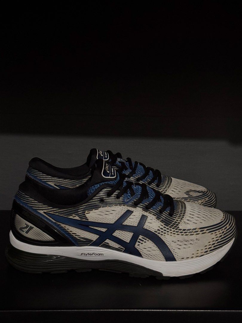ASICS GEL NEMBUS (Category: Casual Shoes) located in Pateros City. Submitted by buynsell.ph (Listing ID 1469319195, Image 1). Description: GOOD CONDITION SIZE:10.5/44.5eur.