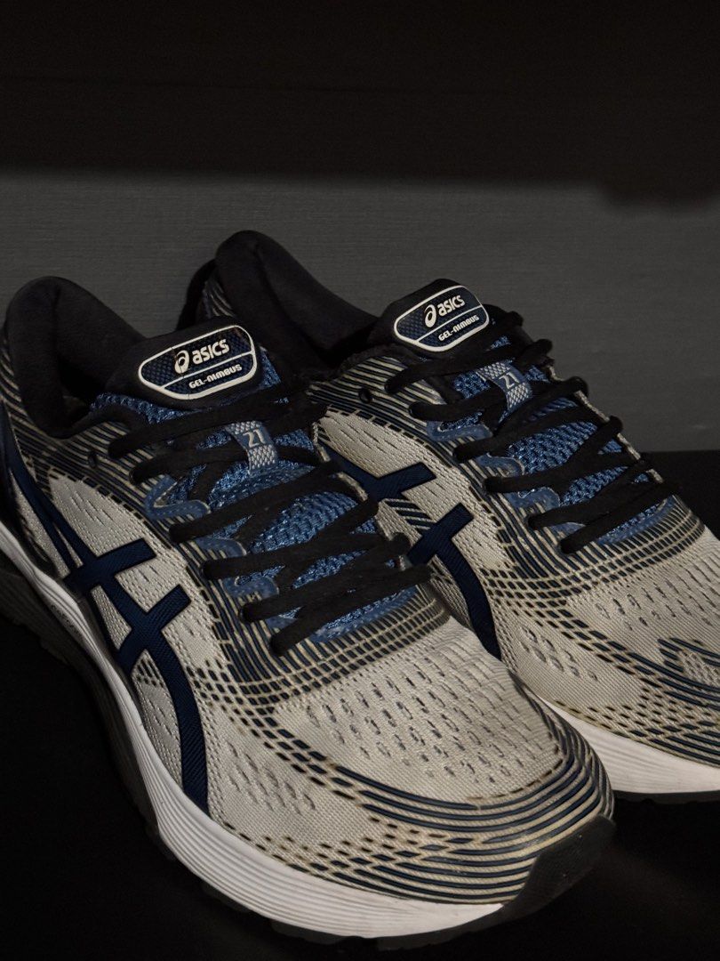 ASICS GEL NEMBUS (Category: Casual Shoes) located in Pateros City. Submitted by buynsell.ph (Listing ID 1469319195, Image 2). Description: GOOD CONDITION SIZE:10.5/44.5eur.