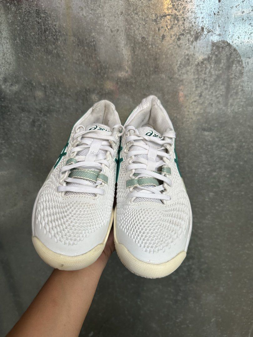ASICS Gel-Resolution 9 (Category: Sneakers) located in Marikina City. Submitted by azaero (Listing ID 1469253150, Image 2). Description: Size Women's US 7.5 / cm 24.5 / Euro 39 Excellent Condition no issues.