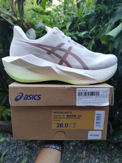 (Category: ) located in . Submitted by shoesyourbrand (Listing ID 1469259441, Image 1). Description: .