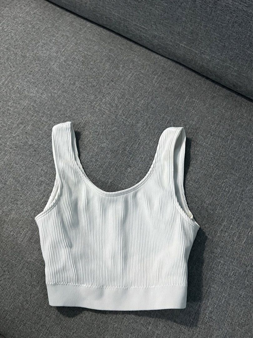 ASOS DESIGN tube top (Category: Sleeveless) located in Angeles City. Submitted by camieday24 (Listing ID 1469355886, Image 3). Description: 80 EACH ASOS DESIGN tube top in brown. Simple strapless style, easy to match with anything. Tag inside shows ASOS branding. Clean fabric, comfortable fit. Great basic for layering or warm days..