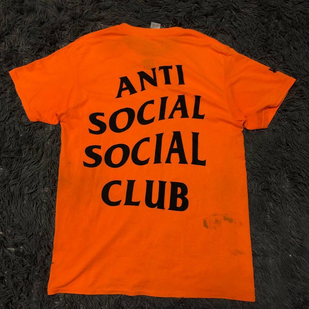 ASSC x Undefeated Shirt (Category: Tshirts & Polo Shirts ) located in Camiling. Submitted by thriftscape2024 (Listing ID 1469307986, Image 1). Description: Excellent Condition Color rate: 9/10 Issue: need wash Dimes: W20xL28.