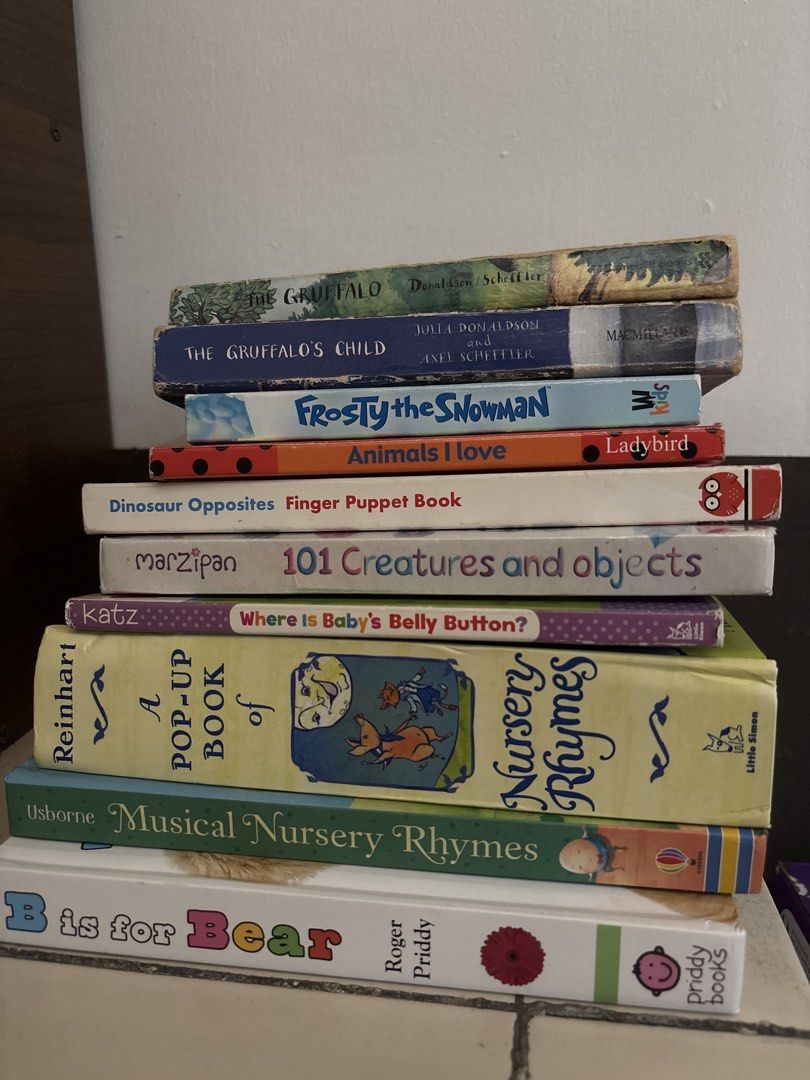 Assorted Hardbound Children's Books (Category: Children's Books) located in Quezon City. Submitted by msuyo (Listing ID 1469383509, Image 1). Description: Selling as a set - Curated bundle of 10 children's books for toddlers and young kids - Includes bestseller favorites: The Gruffalo, The Gruffalo's Child, Frosty the Snowman, Animals I Love, Dinosaur Opposites Finger Puppet Book, 101 Creatures and Objects, Where is Baby's Belly Button?, A Pop-Up