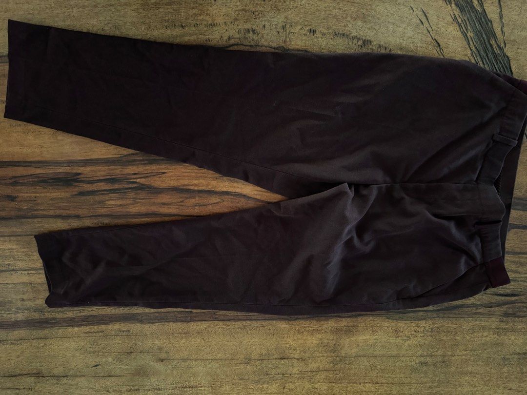 Assorted pants (Category: Other Bottoms) located in Muntinlupa City. Submitted by tinry (Listing ID 1469182689, Image 2). Description: 100 each Garage sale excess Priority to wholesalers Assorted brands like plains and prints, uniqlo, cln, sm, vice versa, mango, kamiseta, tommy, BR, ann taylor, etc Med or large.