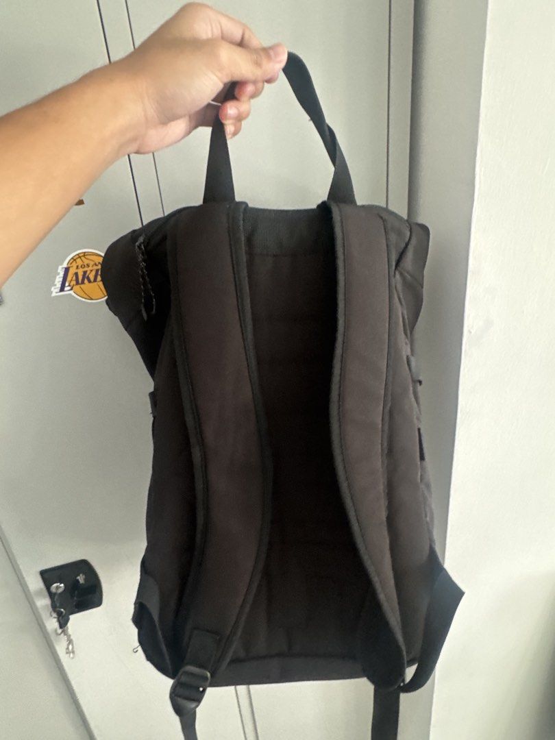 ASUS TUF Gaming Roll-Top Backpack Black (Category: Backpacks) located in Manila. Submitted by robbie160 (Listing ID 1469193243, Image 2). Description: - ust manila loc.