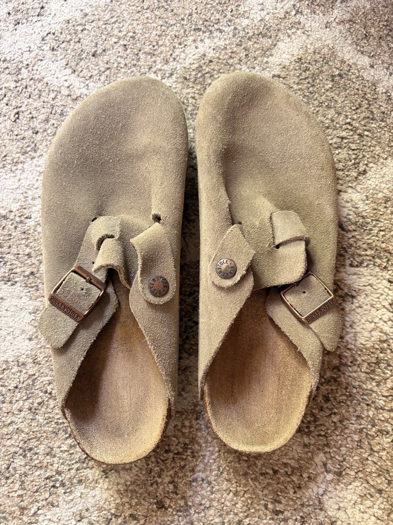 Auth Preloved Birkenstock Boston Clogs (Category: Slippers and slides) located in Paranaque City. Submitted by silentstone.dolphin (Listing ID 1469190637, Image 2). Description: Suede Leather.. Taupe Color.. Soft Footbed.. Brass Buckle.. Size 39N.. Clean&Ready to Wear✅ Super Nice in Actual😍.