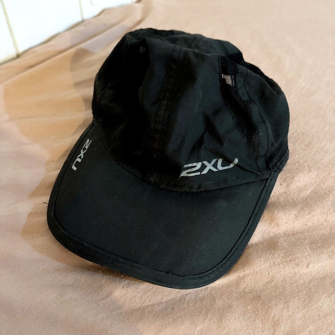 Authentic 2XU Running Cap (Category: Activewear) located in Manila. Submitted by withlovesam (Listing ID 1469259488, Image 2). Description: .