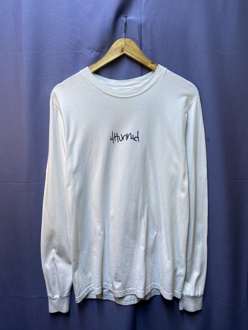 AUTHENTIC 4 HUNNID “CROSS GRAPHIC” (Category: Coats, Jackets and Outerwear) located in Makati City. Submitted by drip.poww (Listing ID 1469323614, Image 2). Description: - Authentic 4 Hunnid - Color: White - Size: Small - Dimes: 19x27 - Authentic - Excellent condition - Need wash, fresh from bale - Material: 100% Cotton Please don’t expect too much—these are thrifted (ukay) items. 😊 !!STILL NEGOTIABLE!!.
