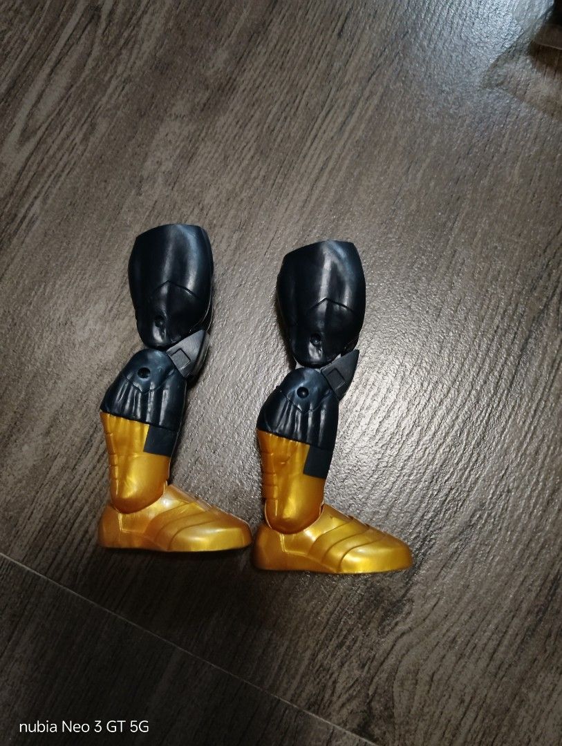 Authentic (BAF) right leg Titus (Category: Action & Battle Toys) located in Mabalacat. Submitted by babyjamil1919 (Listing ID 1469167053, Image 1). Description: Authentic 250 each.