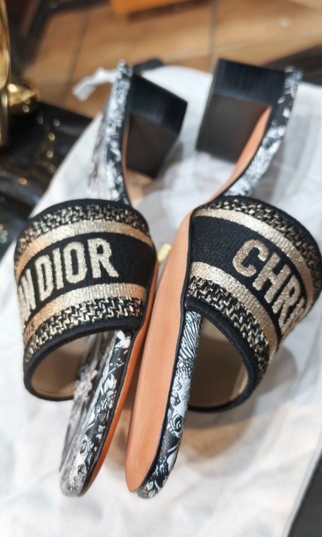 Authentic Christian Dior Sandals (Category: Flats & Sandals) located in La Trinidad. Submitted by designerluxeshop (Listing ID 1469231650, Image 3). Description: Pre-owned Christian Dior sandals with document of authenticity, dustbag and box size 42, 💯% original, in good condition, shipping is free, message me if interested, delivery is by schedule discount is offered for cash buyer layaway is accepted 20% downpayment 80% balance payable up to 4