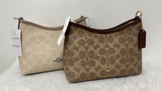 (Category: ) located in . Submitted by shopbylove. (Listing ID 1469344302, Image 1). Description: .