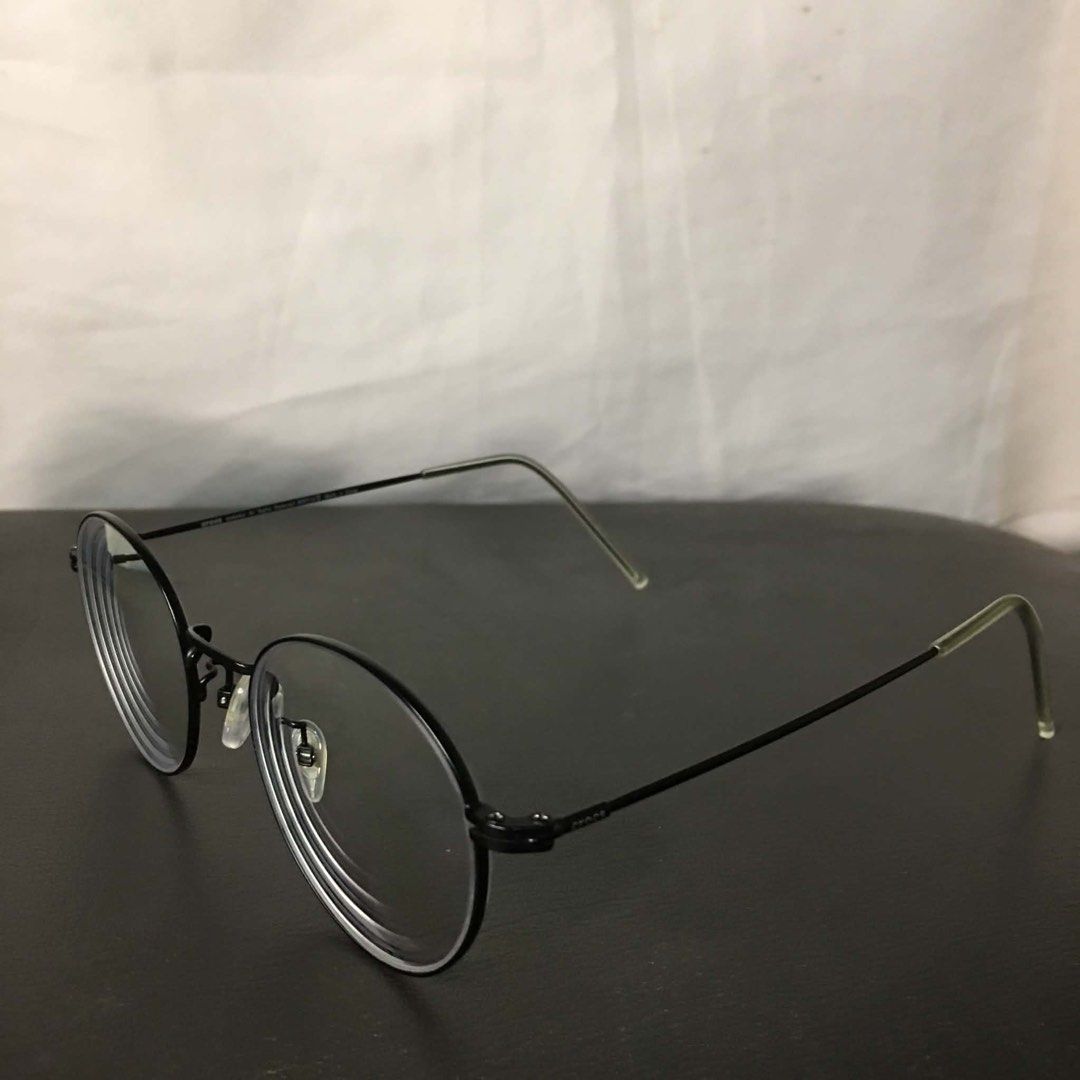 Authentic Crocs Eyewear Round Wire Eyeglass Frame (With Hard Case) (Category: Sunglasses & Eyewear) located in Makati City. Submitted by tasteofluxury (Listing ID 1469236702, Image 3). Description: Authentic Crocs Eyewear Round Wire Eyeglass Frame (With Hard Case) Up for sale is an authentic Crocs Eyewear round optical frame made in Korea. Features a slim, minimalist black wire metal frame with a retro round design and subtle Crocs branding on th