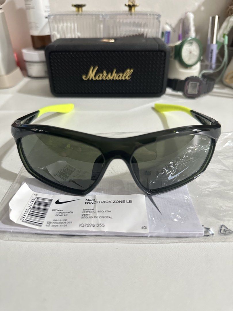 Authentic Nike Sunglasses (Category: Sunglasses & Eyewear) located in Quezon City. Submitted by nej_20 (Listing ID 1469213345, Image 1). Description: Original Sunglasses 💯 Brandnew 💯 Fixed Price ‼️ It comes in a ziplock bag with a leaflet included. What you see is what you get. 📍 Quezon City.
