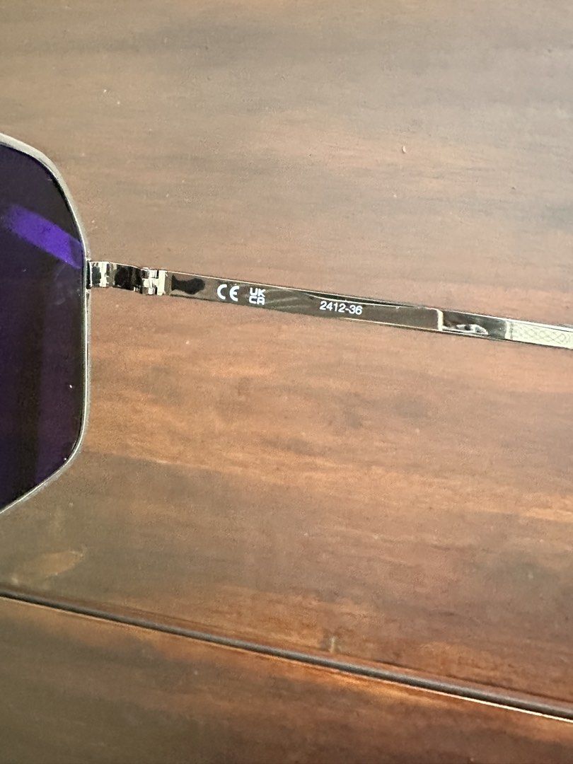 Authentic Nike Sunglasses (Category: Sunglasses & Eyewear) located in Quezon City. Submitted by nej_20 (Listing ID 1469214245, Image 3). Description: Original Sunglasses 💯 Brandnew 💯 Fixed Price ‼️ It comes in a ziplock bag with a leaflet included. What you see is what you get. 📍 Quezon City.