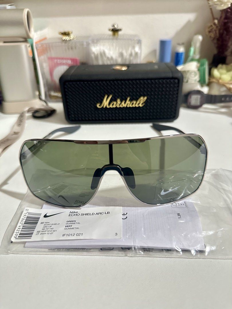 Authentic Nike Sunglasses (Category: Sunglasses & Eyewear) located in Quezon City. Submitted by nej_20 (Listing ID 1469214245, Image 1). Description: Original Sunglasses 💯 Brandnew 💯 Fixed Price ‼️ It comes in a ziplock bag with a leaflet included. What you see is what you get. 📍 Quezon City.