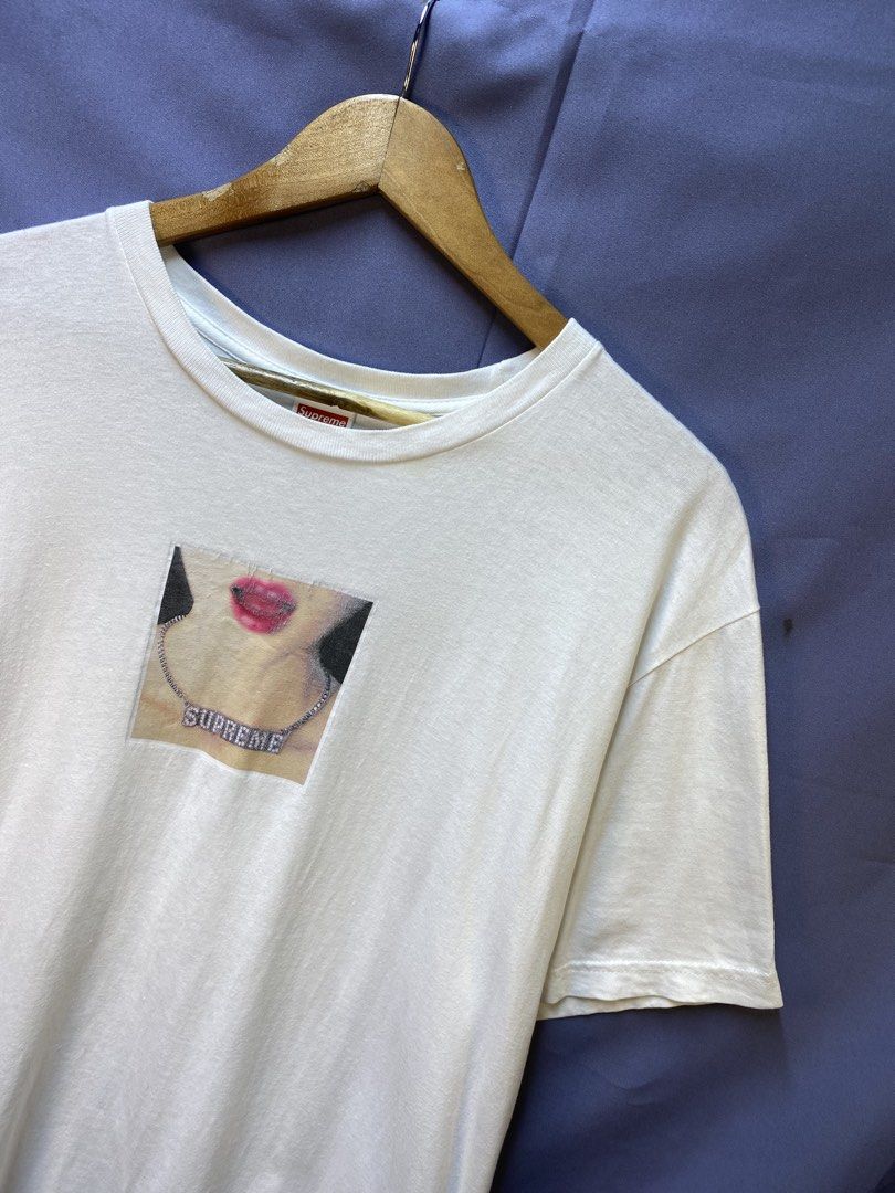 AUTHENTIC SUPREME “NECKLACE TEE” (Category: Tshirts & Polo Shirts ) located in Makati City. Submitted by drip.poww (Listing ID 1469333983, Image 2). Description: - Authentic Supreme - Color: White - Size: Large - Dimes: 22x29 - Authentic - Minimal hairline - Excellent condition - Need wash, fresh from bale - Material: 100% Cotton Please don’t expect too much—these are thrifted (ukay) items. 😊 !!STILL NEGOTIABLE!!.