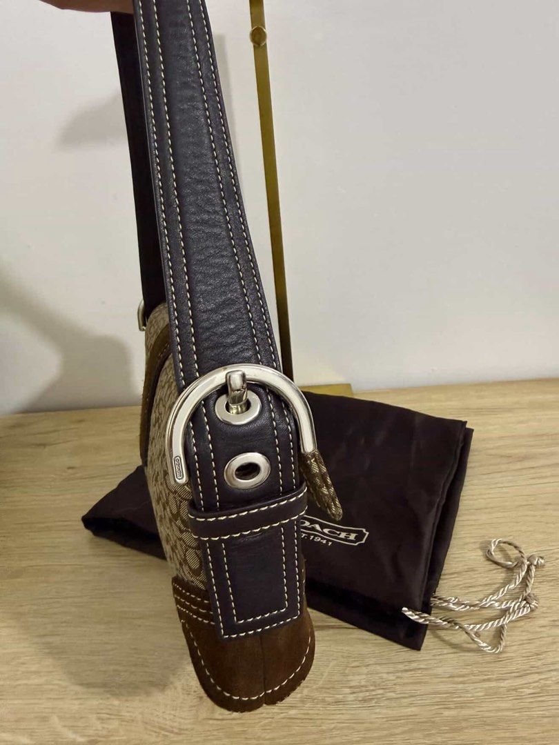 Authentic Vintage Coach (Category: Shoulder Bags) located in Manila. Submitted by eashalwsa (Listing ID 1469228584, Image 3). Description: like new rank SA authentic vintage coach with dustbag j&t or lalamove.