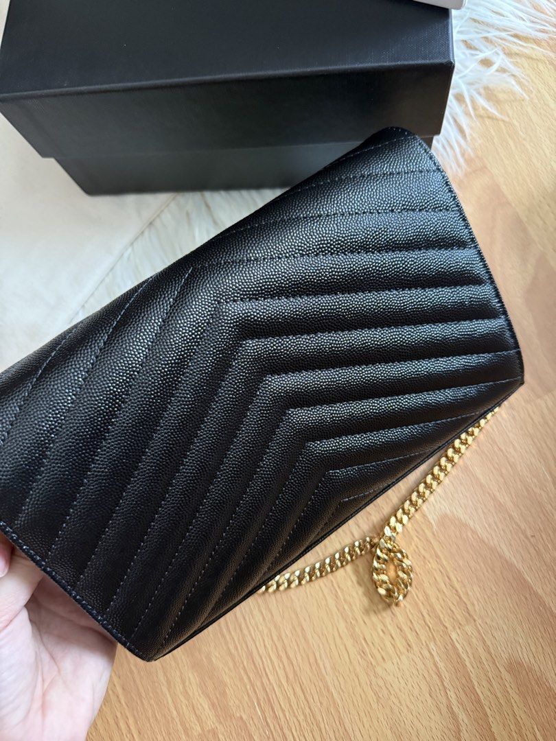 Authentic YSL Woc Medium (Category: Luxury Bags & Wallets) located in Davao. Submitted by hoardshopdavao (Listing ID 1469180948, Image 3). Description: Authentic pasabuy from Europe also comes with box and dustbag ONLY thats why selling low! Good as brandnew condition.