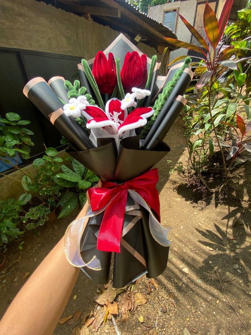 AVAILABLE FUZZY WIRE BOUQUET! (Category: Flowers & Bouquets) located in Zamboanga. Submitted by shopatcraftsbysia (Listing ID 1469245085, Image 1). Description: FUZZYWIRE BOUQUET!! AVAILABLE NOW!!! DM US TO ORDER!!! WE CAN CUSTOMIZE YOUR BOUQUET!! AVAILABLE COLORS: - LIGHT PINK - BLUE - PURPLE - DARK RED MOP: GCASH MOD: J&T.