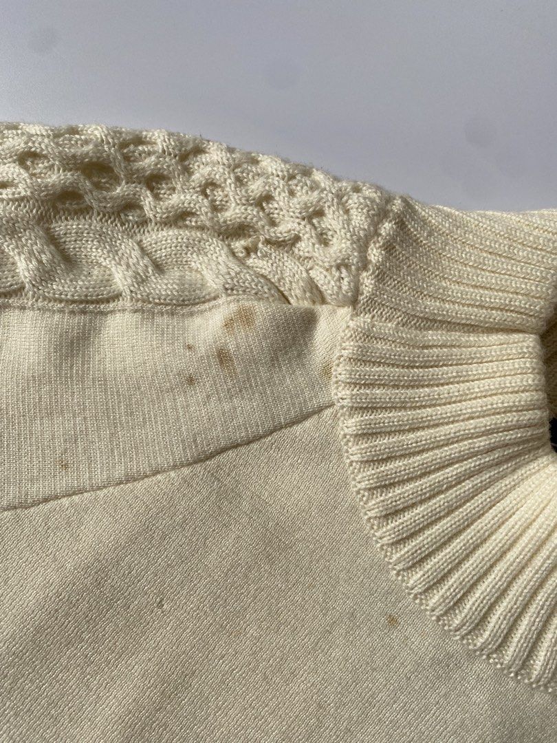 AW2018 Y/Project Oversized Panel Constructed Cable Knit Sweater (Category: Coats, Jackets and Outerwear) located in Baguio. Submitted by the_gunstore (Listing ID 1469324219, Image 3). Description: Size tagged: S Issue: Stains, Hole Width:26.5 Length:28 Shoulder: Sleeve:33.