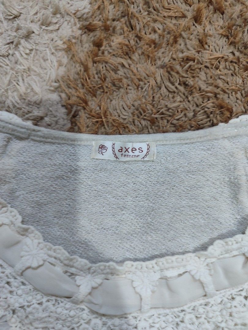 AXES FEMME (Category: Shirts) located in Pagadian. Submitted by miraculouspat (Listing ID 1469383493, Image 2). Description: L 21 W 17 10/10 COLOR NO ISSUE AUTHENTIC COLOR MAY VARY DUE TO LIGHT.