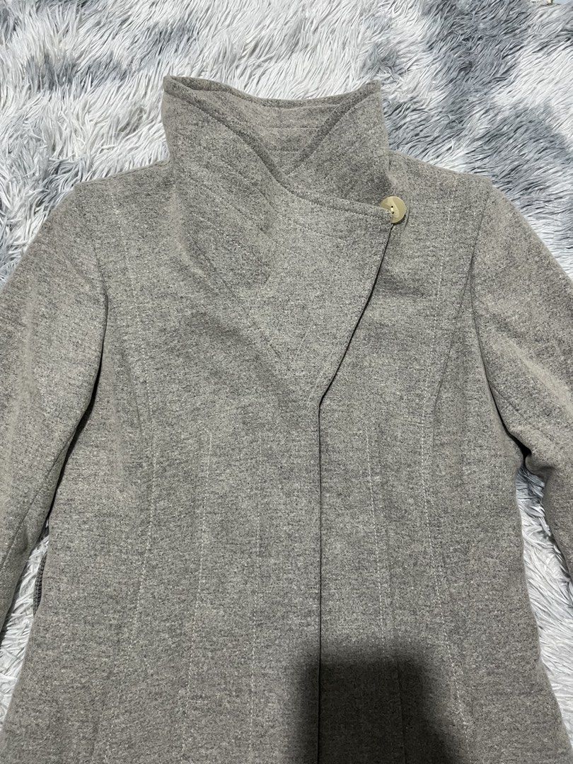 Babaton Aritzia Wool Coat (Category: Coats, Jackets and Outerwear) located in Sasmuan (Sexmoan). Submitted by winterclothes.ph (Listing ID 1469188362, Image 2). Description: Babaton Aritzia Wool Coat XS on tag Width 17 Length 27.5 Excellent Condition Missing belt .