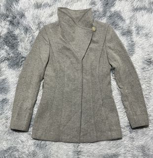 (Category: ) located in . Submitted by winterclothes.ph (Listing ID 1469188362, Image 1). Description: .
