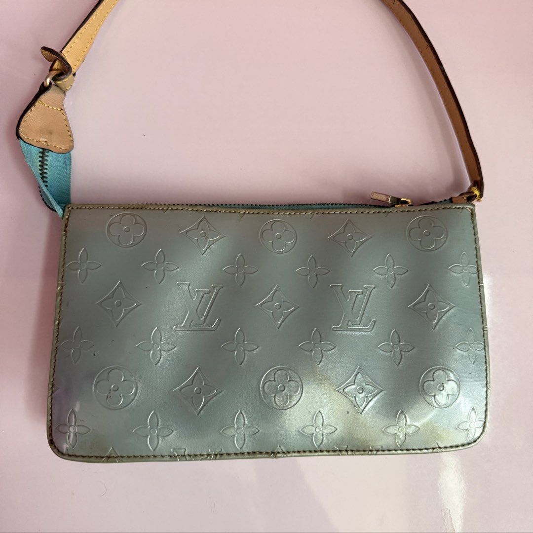 baby blue LV vernis pochette (Category: Shoulder Bags) located in Davao. Submitted by saintneedscash (Listing ID 1465223699, Image 1). Description: vintage Louis Vuitton Monogram Vernis Pochette baby blue -authentic -rare vintage needs repair, strap replacement & cleaning.
