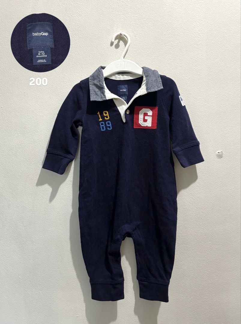 Baby GAP Frogsuit (Category: Babies & Kids Fashion) located in San Juan City. Submitted by reloved.ph3 (Listing ID 1469166800, Image 1). Description: .