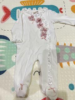(Category: ) located in . Submitted by thelittlepretty (Listing ID 1469327015, Image 1). Description: .