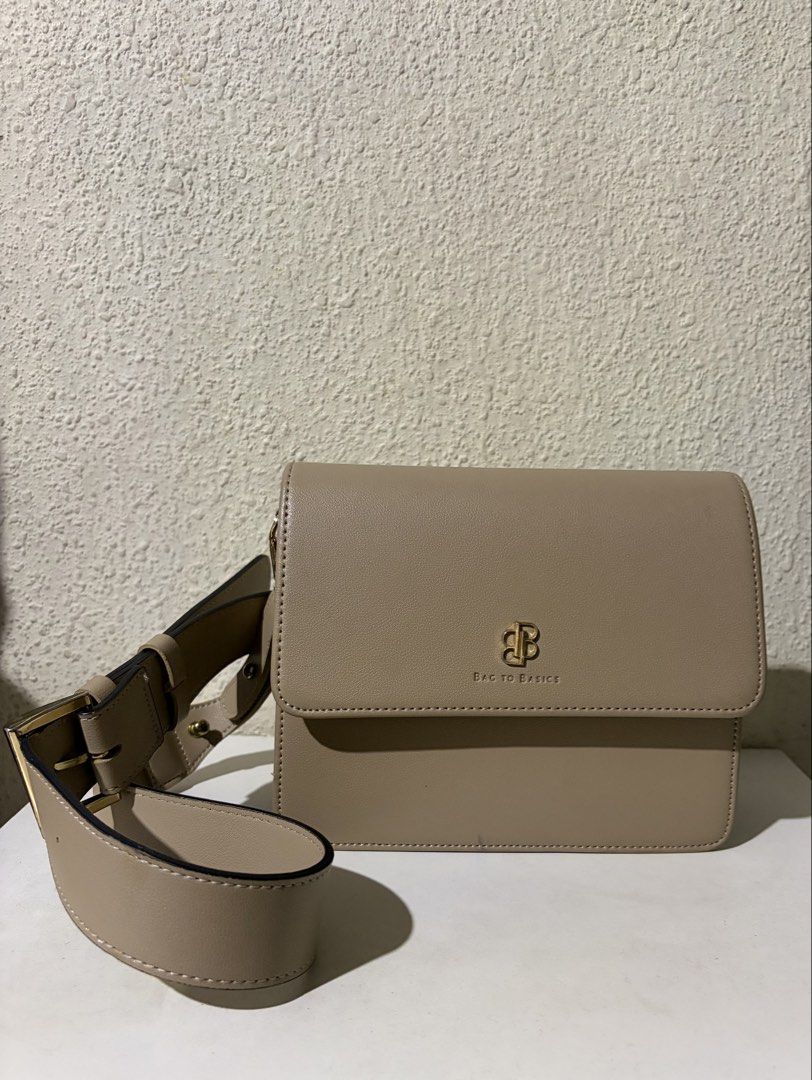 Bag to Basics Nora Shoulder Bag (Category: Cross-body Bags) located in Quezon City. Submitted by sarisaringdamit.dyg (Listing ID 1469325565, Image 1). Description: Bag to Basics Nora Shoulder Bag in a taupe or beige shade, made from vegan leather .