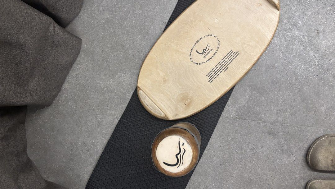 Balbo Wooden Balance Board (Category: Toning & Stretching Accessories) located in Muntinlupa City. Submitted by a.declutterer (Listing ID 1469251917, Image 3). Description: Length: 22” Width: 11.5” Very light signs of use except some warping on rubber bands. Rfs: decluttering/moving out soon .