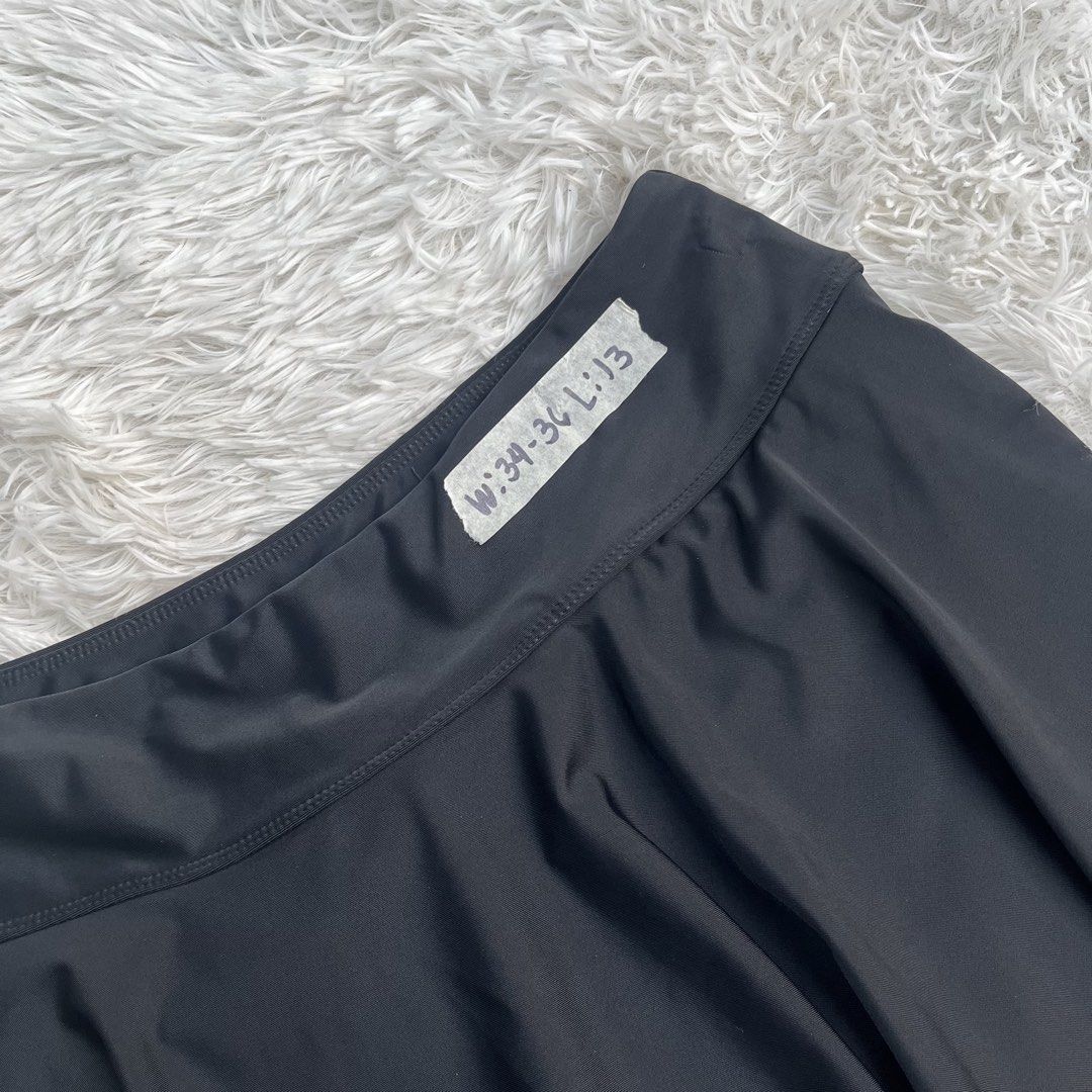 Baleaf Black Pleated Skirt Size XL (Category: Skirts) located in Cuyapo. Submitted by Ashtyn.Pre.Loved (Listing ID 1469393577, Image 2). Description: - Brand: Baleaf - Style: Pleated skirt - Color: Solid black - Size: XL - Material: 80% nylon, 20% elastane (comfortable stretch) - Features: Clean waistband, designed and tested in Italy - Condition/Use: Great for workouts or casual wear.