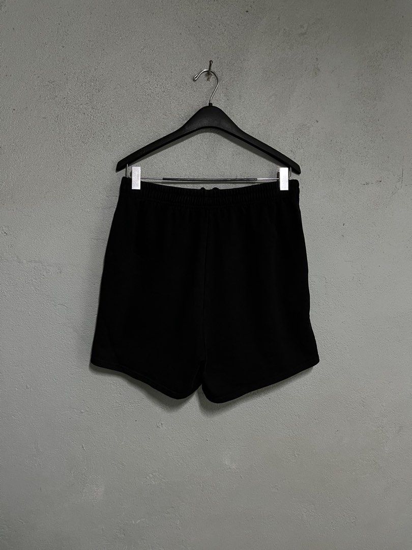 Balenciaga Sweatshort Minimalist Embroidered Script Logo (Category: Luxury Apparel) located in Tuguegarao City. Submitted by preowned_curation (Listing ID 1469228100, Image 3). Description: (Above the Knee) Size on tag Large can fit XL Waist: 30 can stretch up to 36 Length: 17” Leg opening: 13” Flawless Color rate: 9.7/10 or better 600 + SF.