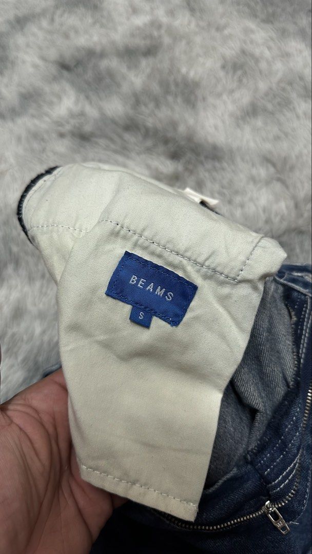 B*ams + baggy-barrel denim pants (Category: Jeans) located in Manila. Submitted by paulovenegaskalakal2020 (Listing ID 1469182036, Image 3). Description: For sale! Kalakal B*ams + baggy-barrel denim pants Made in Japan Small on tag Size- 30 to 31 Length- 41 inches Thigh- 14 inches Knee- 11 inches Leg opening- 7.5 inches Good as new Crispy MINE 2,585 +sf.