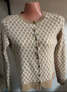 (Category: ) located in . Submitted by thrifty_trinkets_by_anais (Listing ID 1469279184, Image 1). Description: .