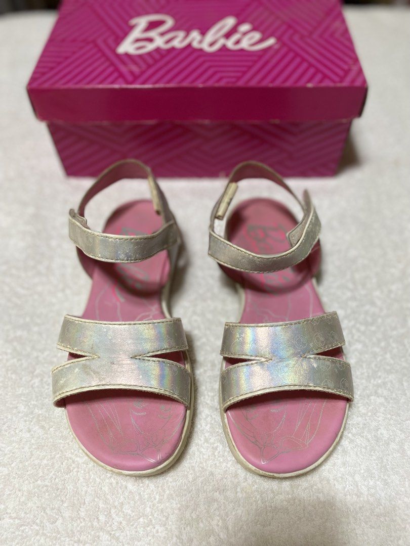 Barbie Sandals (Category: Babies & Kids Fashion) located in Morong. Submitted by fcjonline528 (Listing ID 1469169283, Image 2). Description: This is preloved and rarely used by my daughter. Original price is ₱1,350 and I’m just selling it for ₱350. With original box included .