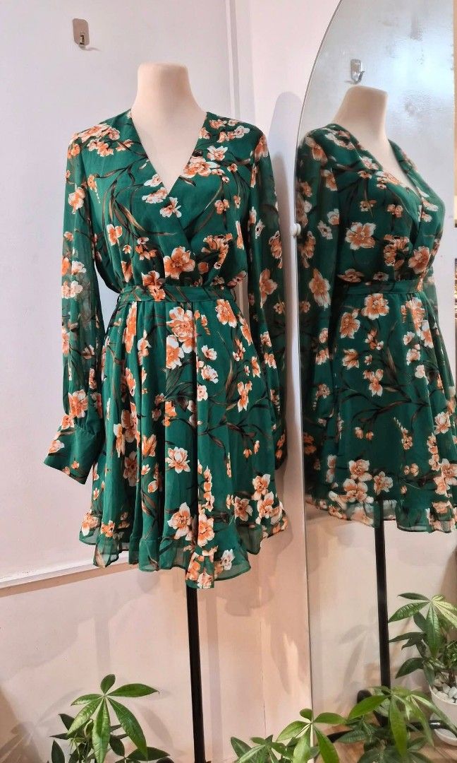 Bardot Dress (Category: Dresses) located in San Andres. Submitted by helpmedeclutter08 (Listing ID 1469351416, Image 1). Description: Large. Super nice in actual..