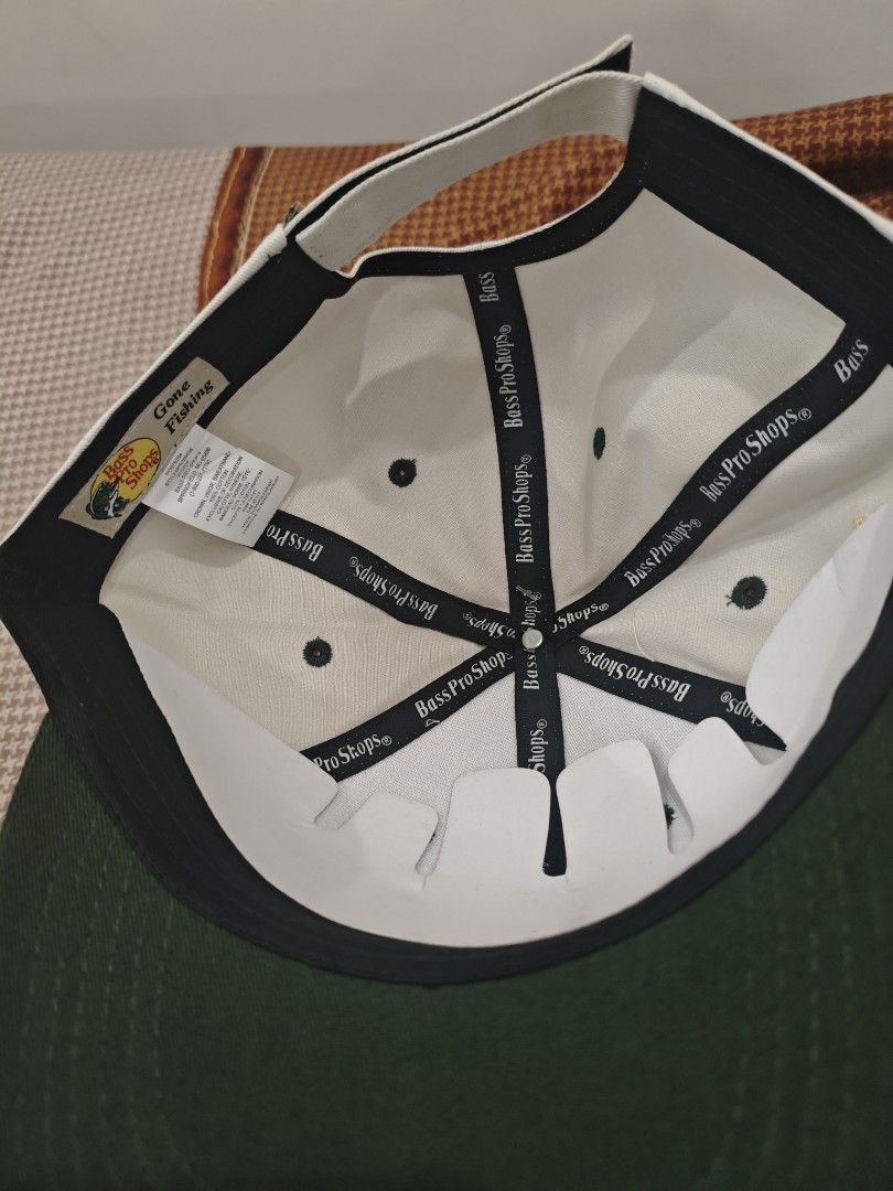 Bass Pro Shops (Category: Caps & Hats) located in Narvacan. Submitted by muryot0805 (Listing ID 1469248743, Image 3). Description: Brand New, Original, Fresh from USA.