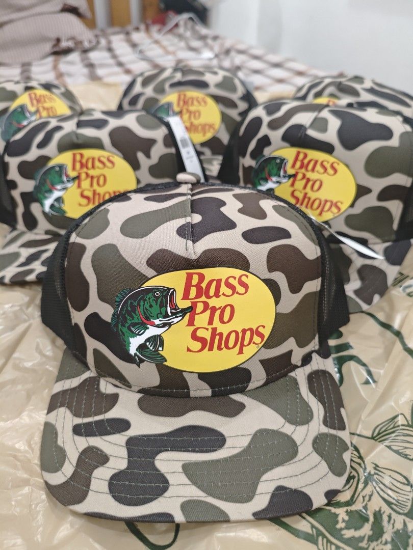 BassProShops Printed Logo/ CAMO (Category: Caps & Hats) located in Narvacan. Submitted by muryot0805 (Listing ID 1469251069, Image 1). Description: original Bought in USA.