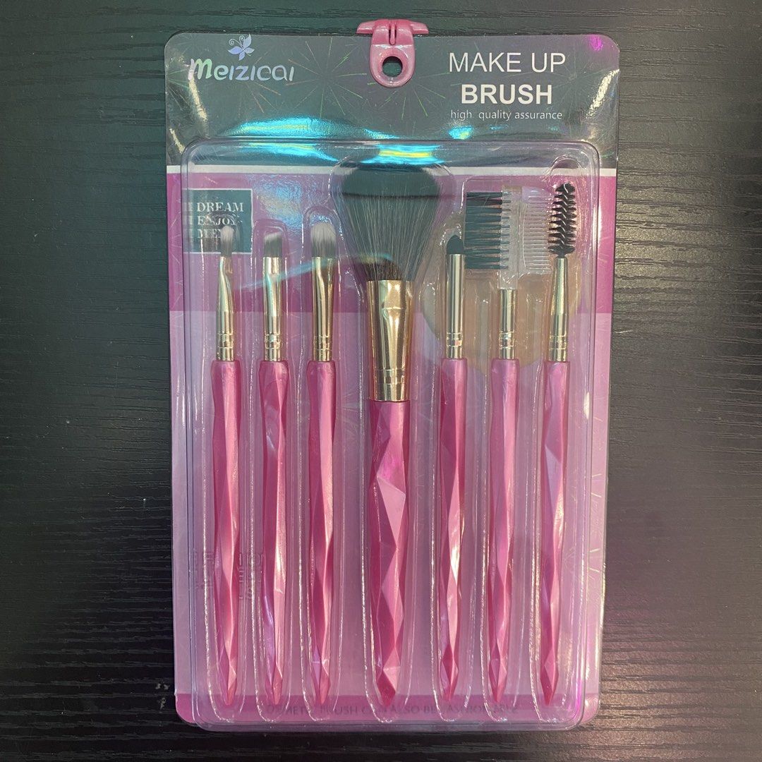 BC052 7pcs Pink Diamond Handle. 0406530027041 (Category: Makeup) located in Paranaque City. Submitted by gladkingphilippines (Listing ID 1469236270, Image 1). Description: .