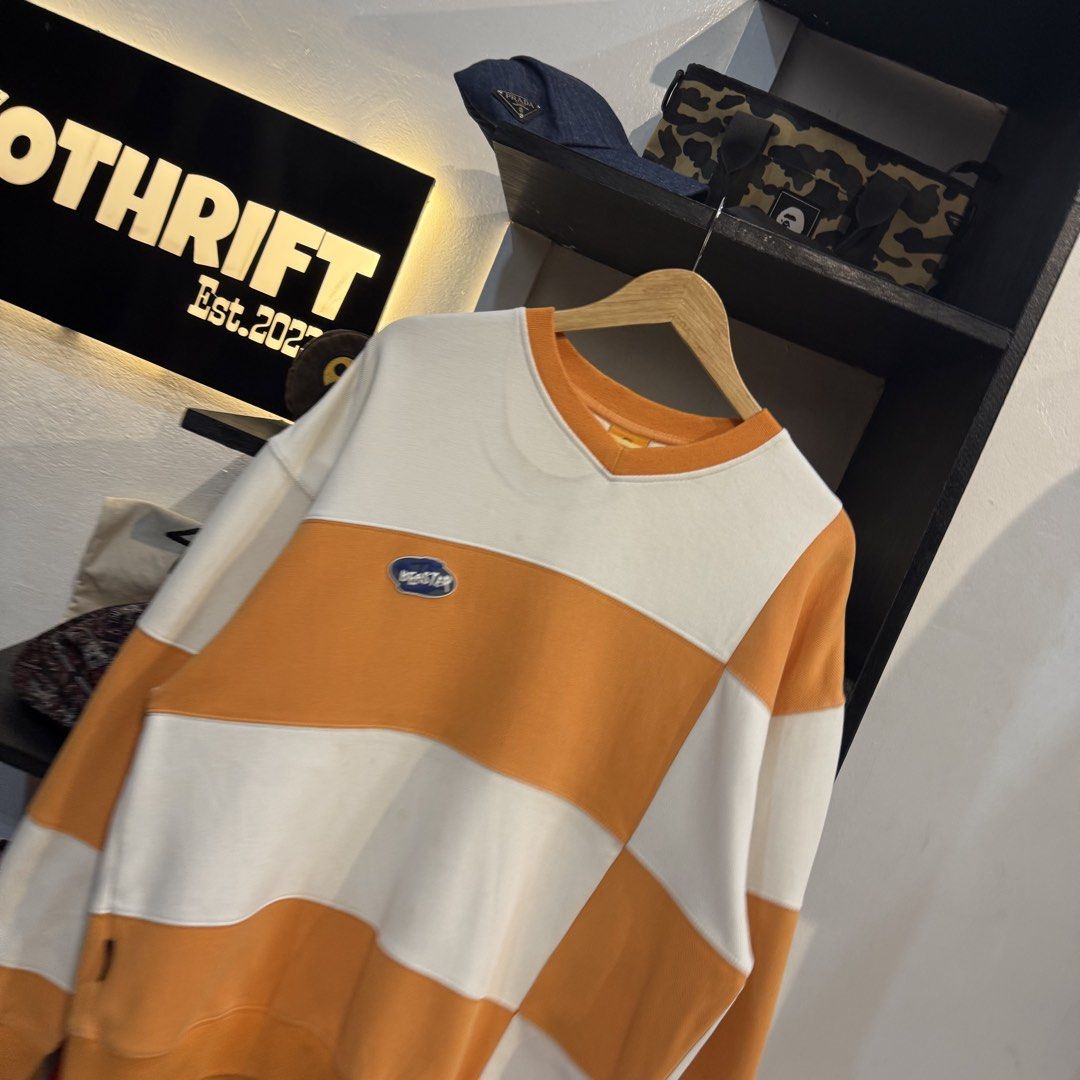 Beaster Colorblock V-Neck Sweatshirt Orange White (Category: Coats, Jackets and Outerwear) located in Manila. Submitted by carbungcoalex (Listing ID 1469336096, Image 2). Description: BEASTER TWOTONE SWEATSHIRT 23 by 27 Good Condition Complete tags Need wash 1200 CLAIM.