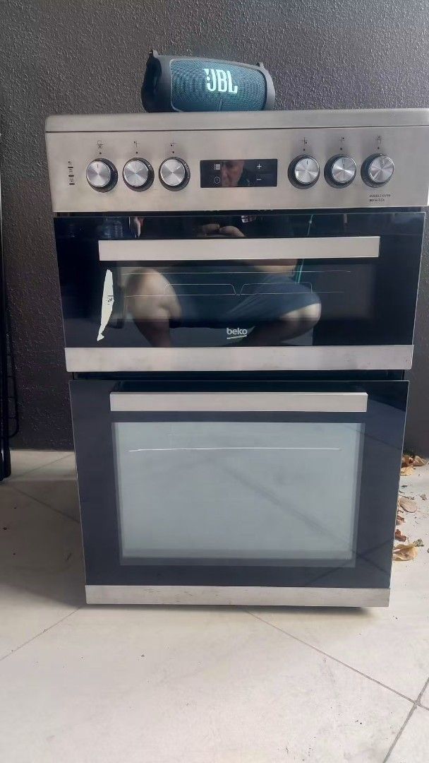Beko Double Oven (Category: Ovens & Toasters) located in Cebu City. Submitted by jplc24 (Listing ID 1469201408, Image 1). Description: For those who prefer a full stovetop and oven, this new beko oven has been used just a couple of times and has been in storage ever since. Oven and griller never used and still has the oven trays etc. 4 halogen plates, all electric. Fits 600x600mm space. Model BDC6C55X. Made in Turkey. Offers considered. Ill warra